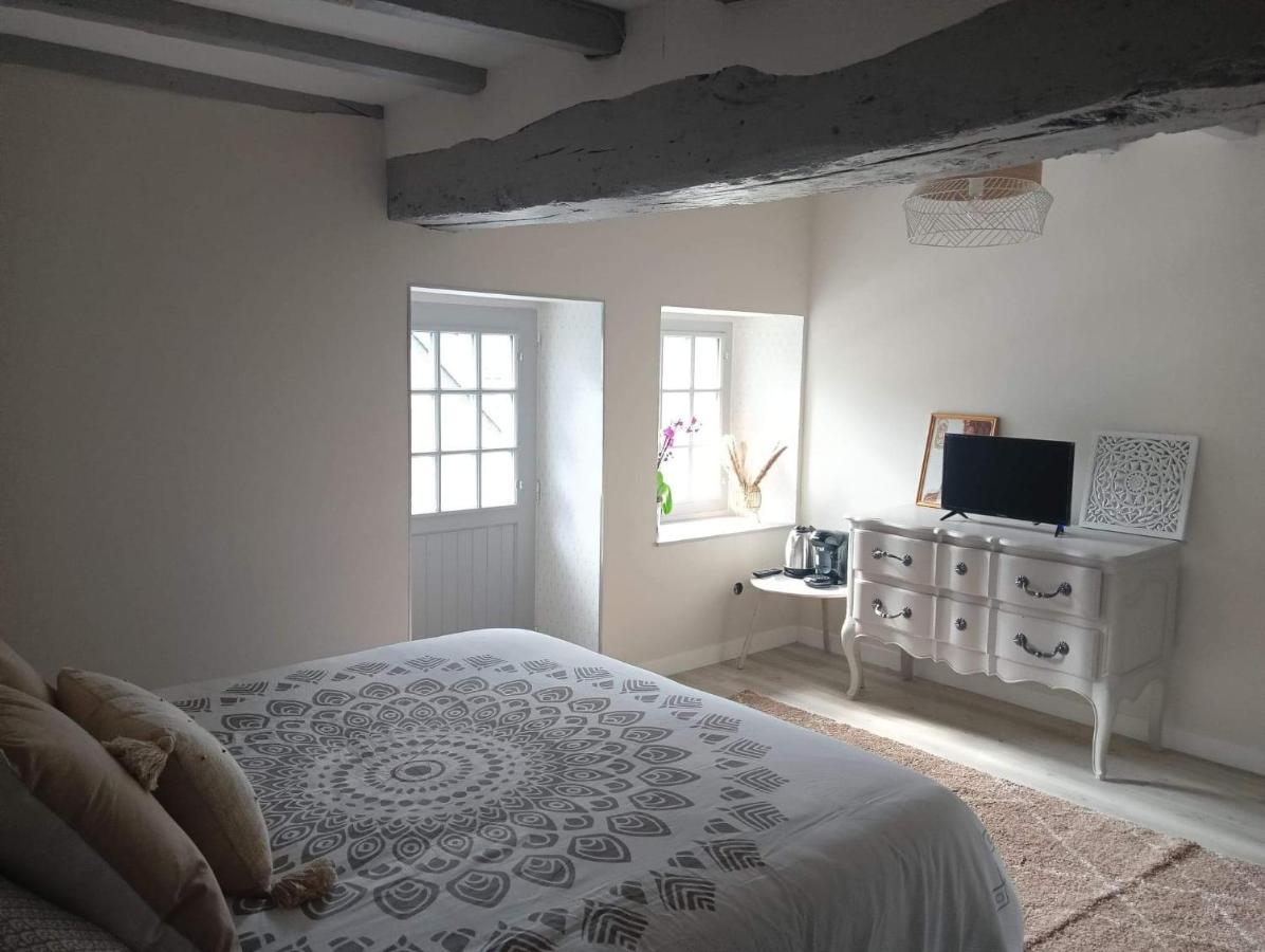 Chambre D'Hote Familiale De La Maison Bleue Lanvallay Exteriör bild